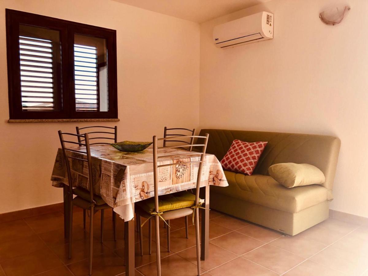 Siniscola Casa Vacanze Olmo Exteriér fotografie